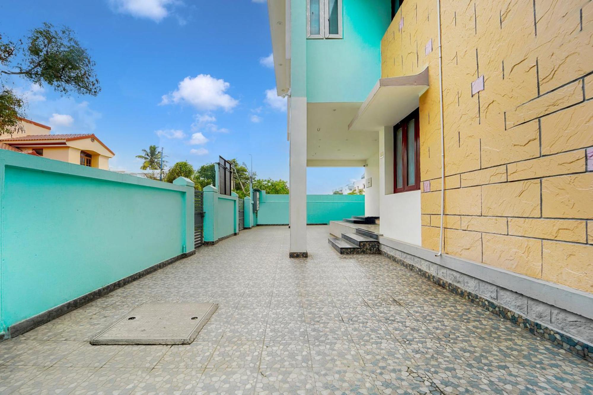 Super Hotel O Ganapathy Athipalayam Pirivu Road Coimbatore Exteriör bild